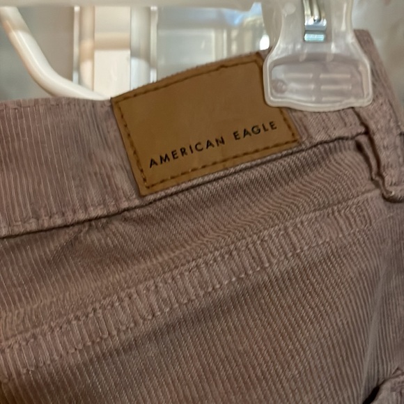 American Eagle stretch 90’s Straight Leg Corduroy Pants, size 8 short. - Picture 5 of 8